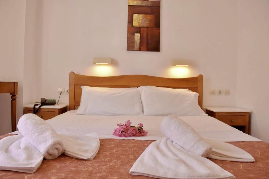 Irini Apartments Platanias  Exterior photo